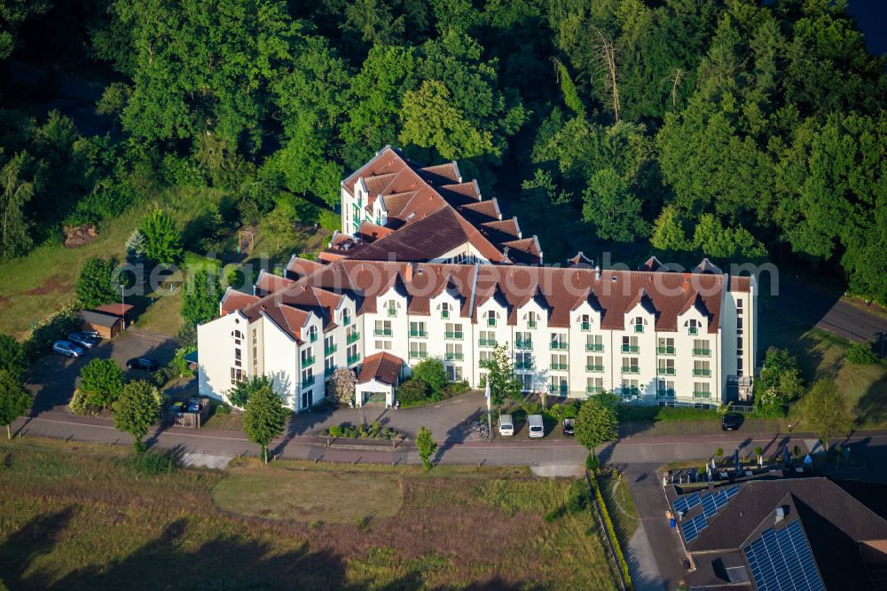 Bad Bodenteich from above - Building the retirement home Helenenhof on street Johann-Schroth-Strasse in the district Unterluess in Bad Bodenteich in the state Lower Saxony, Germany