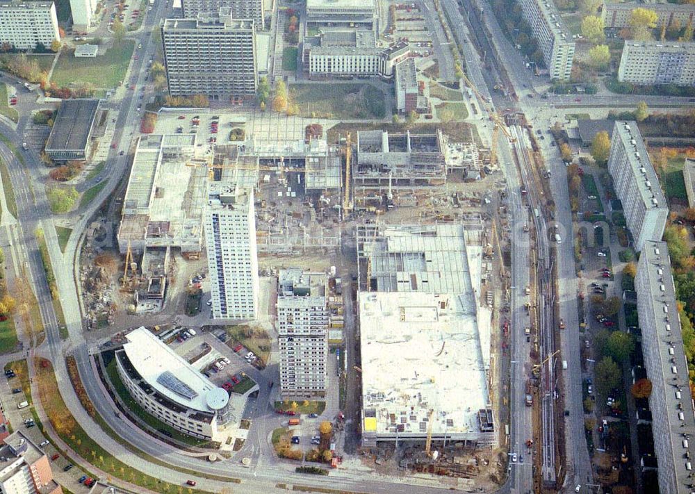 Aerial photograph Halle - Neustadt - Bau des Neustadt Zentrums durch die Firma Mengler Kommunal- & Gewerbebau KG an der Neustädter Passage 3 in 06124 Halle - Neustadt (Tel.: 0345-2917314).