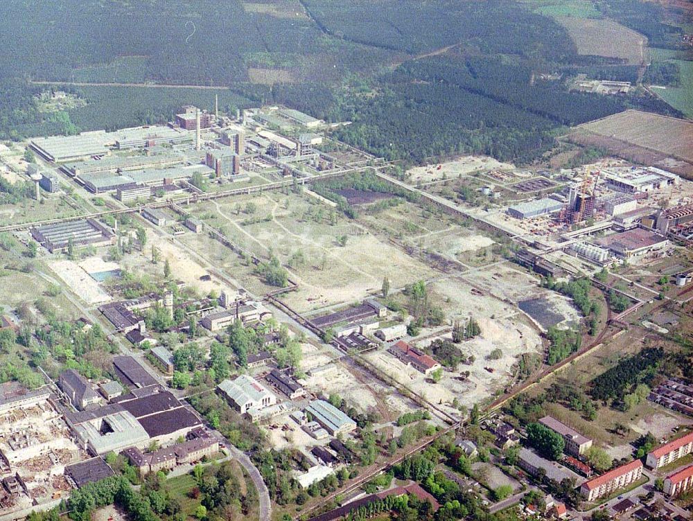 Aerial photograph Premnitz - Modernisierungs- und Neubauarbeiten auf dem Werksgelände der MÄRKISCHEN FASER AG in Premnitz (Parkstraße, 14727 Premnitz, Tel.: 03386-242888).