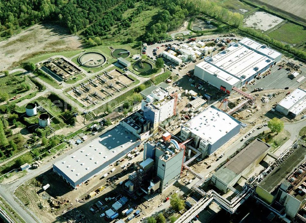 Premnitz / Brandenburg from the bird's eye view: Modernisierungs- und Neubauarbeiten auf dem Werksgelände der MÄRKISCHEN FASER AG in Premnitz (Parkstraße, 14727 Premnitz, Tel.: 03386-242888).