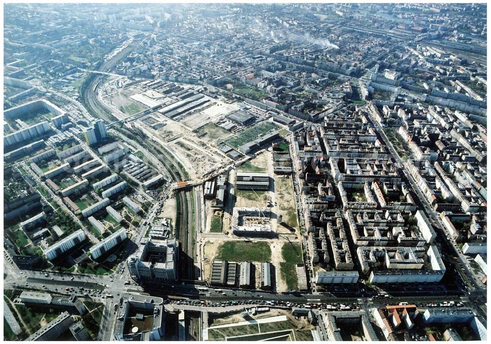 Aerial image Berlin - Lichtenberg - Stadtentwicklungsgebiet an der Eldenaer Straße / Landsberger Allee in Berlin - Lichtenberg (Gelände der alten Schlachthöfe) - ein Projekt der SES Stadtentwicklungsgesellschaft Eldenaer Straße mbH, Thaerstraße 3ß / 31 in 10249 BERLIN, Tel.: 030 42846133