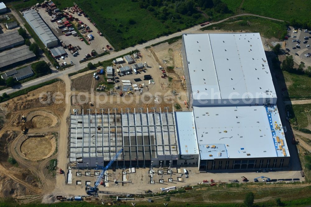 Aerial photograph Hoppegarten - View of the new construction of the Europazentrale Clinton in Hoppegarten in the state of Brandenburg