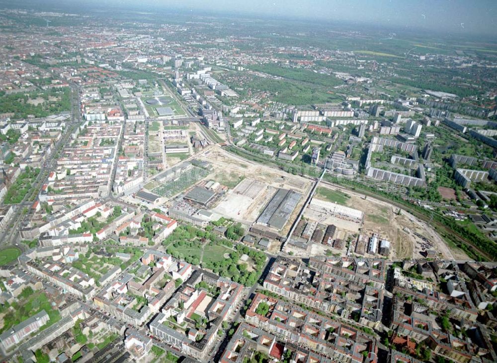 Aerial image Berlin - Lichtenberg - Stadtentwicklungsgebiet an der Eldenaer Straße / Landsberger Allee in Berlin - Lichtenberg (Gelände der alten Schlachthöfe) - ein Projekt der SES Stadtentwicklungsgesellschaft Eldenaer Straße mbH, Thaerstraße 3ß / 31 in 10249 BERLIN, Tel.: 030 42846133