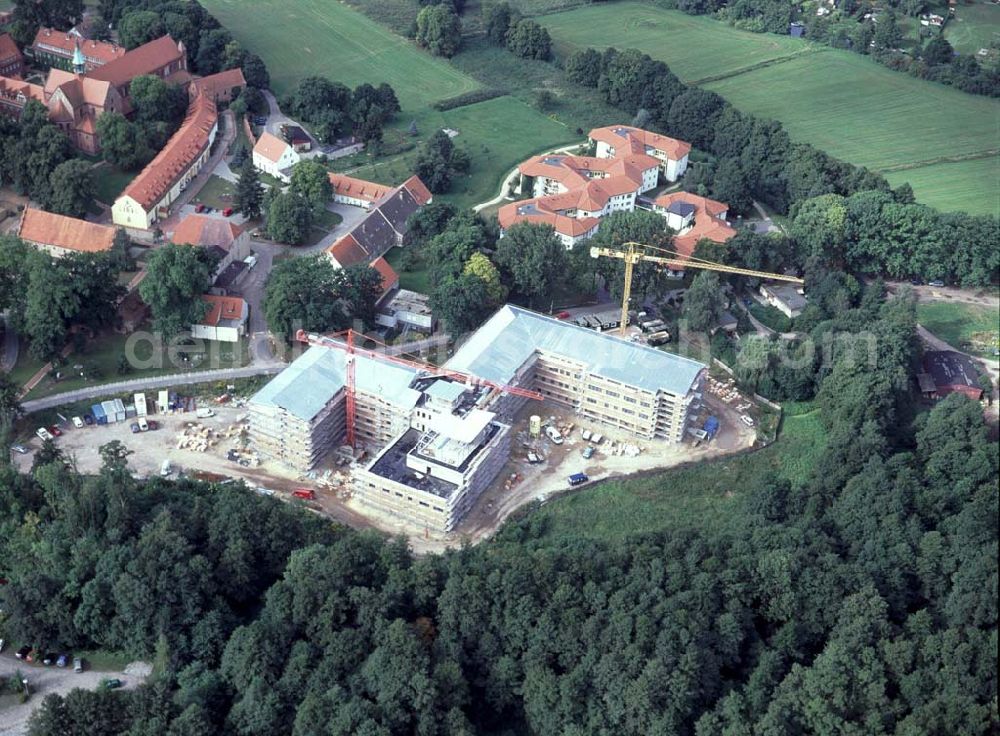 Aerial photograph Lehnin / BRB - Bau des Luise-Henrietten-Stiftes am Klosterkirchplatz 1-19 in 14797 Lehnin.Postanschrift: Luise-Henrietten-Sift, Klosterkirchplatz 17, 14797 Lehnin, Tel.: 03382-768810