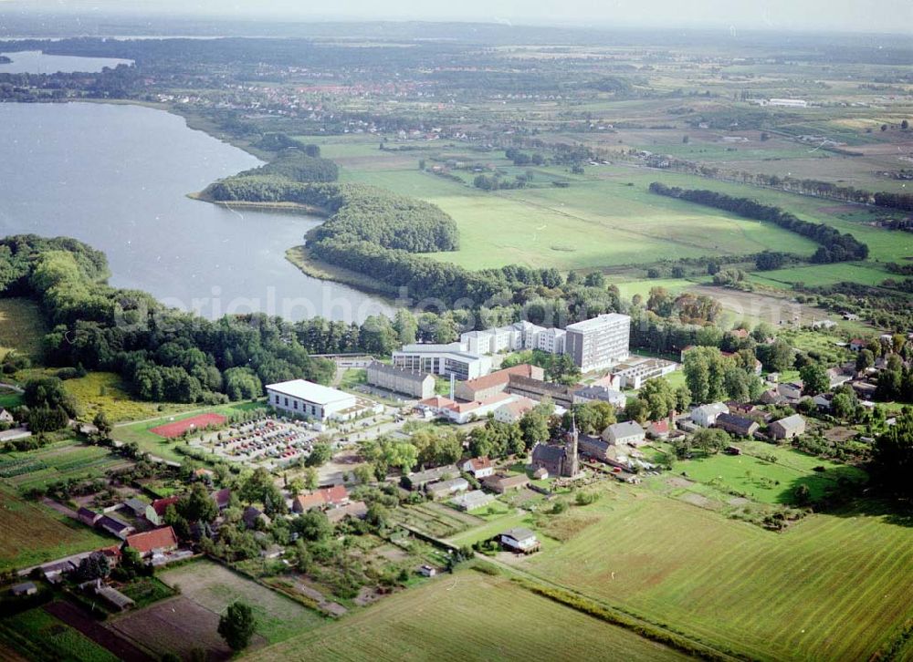 Aerial photograph Werder / Brandenburg - Bildungszentrum der Bundesfinanzverwaltung am Plessower See an der Hauptstraße 17 in 14542 Plessow bei Werder / Havel (Tel.: 03327-4670).