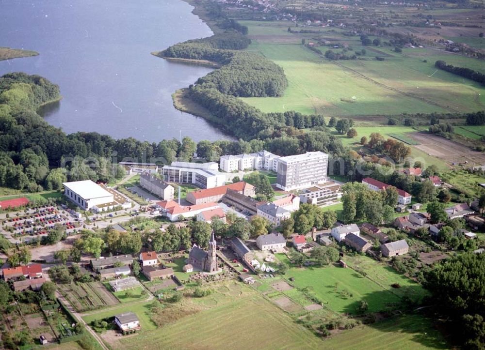 Aerial photograph Werder / Brandenburg - Bildungszentrum der Bundesfinanzverwaltung am Plessower See an der Hauptstraße 17 in 14542 Plessow bei Werder / Havel (Tel.: 03327-4670).