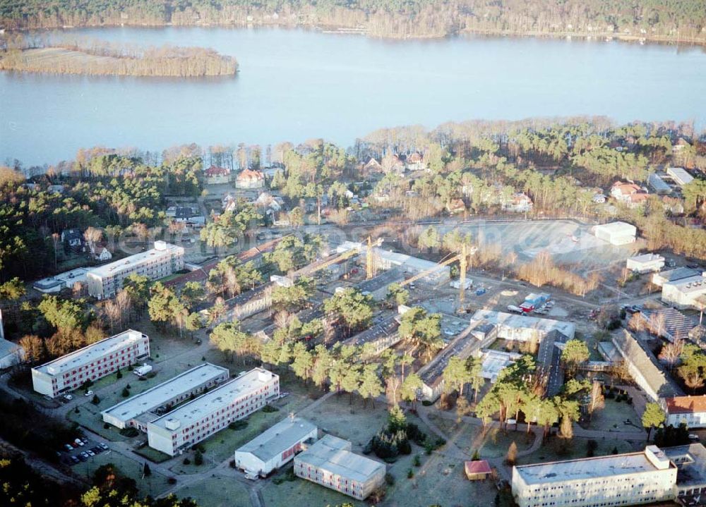 Bad Saarow from above - Erweiterungs- und Umbauarbeiten auf dem Gelände der Humaine Klinikum an der Pieskower Straße 33 in 15526 Bad Saarow. Tel.: 033631 - 70