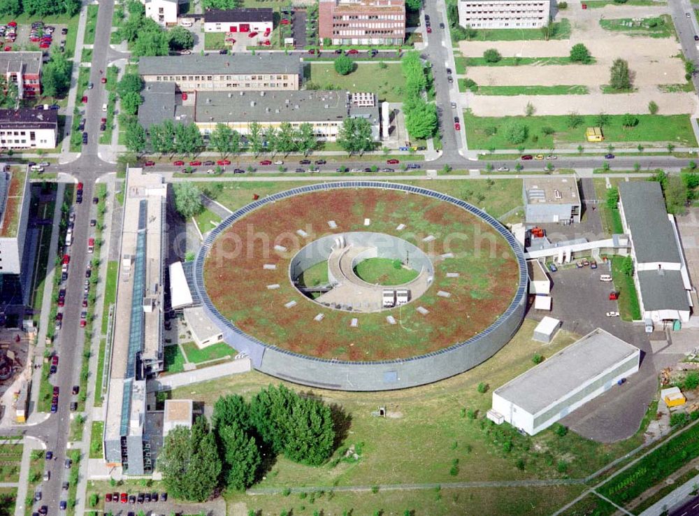 Berlin - Johannisthal from above - Berliner Elektronenspeicherring-Gesellschaft für Synchrotronstrahlung mbH (BESSY (030) 82004-0 Albert-Einstein-Str 15, 12489 Berlin BERLIN 16.Mai 2002