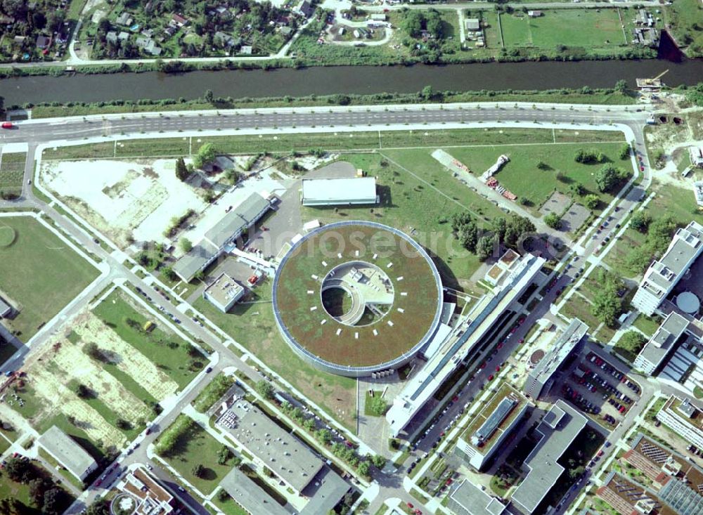 Aerial image Berlin - Gelände des Berliner Elektronenspeicherring-Gesellschaft für Synchrotronstrahlung mbH (BESSY (030) 82004-0 Albert-Einstein-Str 15, 12489 Berlin BERLIN