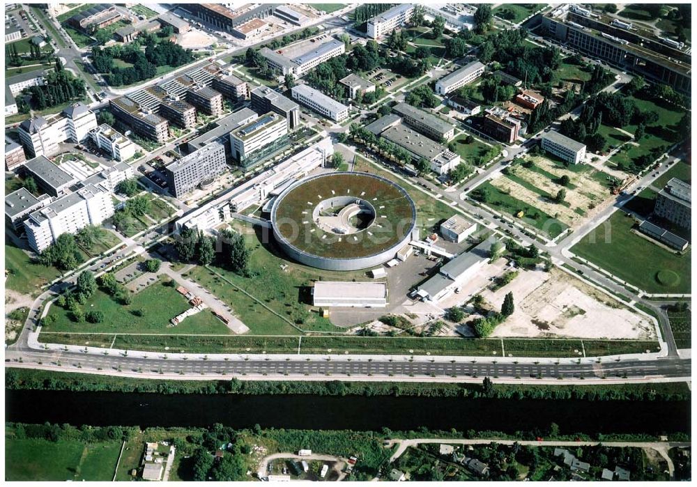 Berlin from the bird's eye view: Gelände des Berliner Elektronenspeicherring-Gesellschaft für Synchrotronstrahlung mbH (BESSY (030) 82004-0 Albert-Einstein-Str 15, 12489 Berlin BERLIN