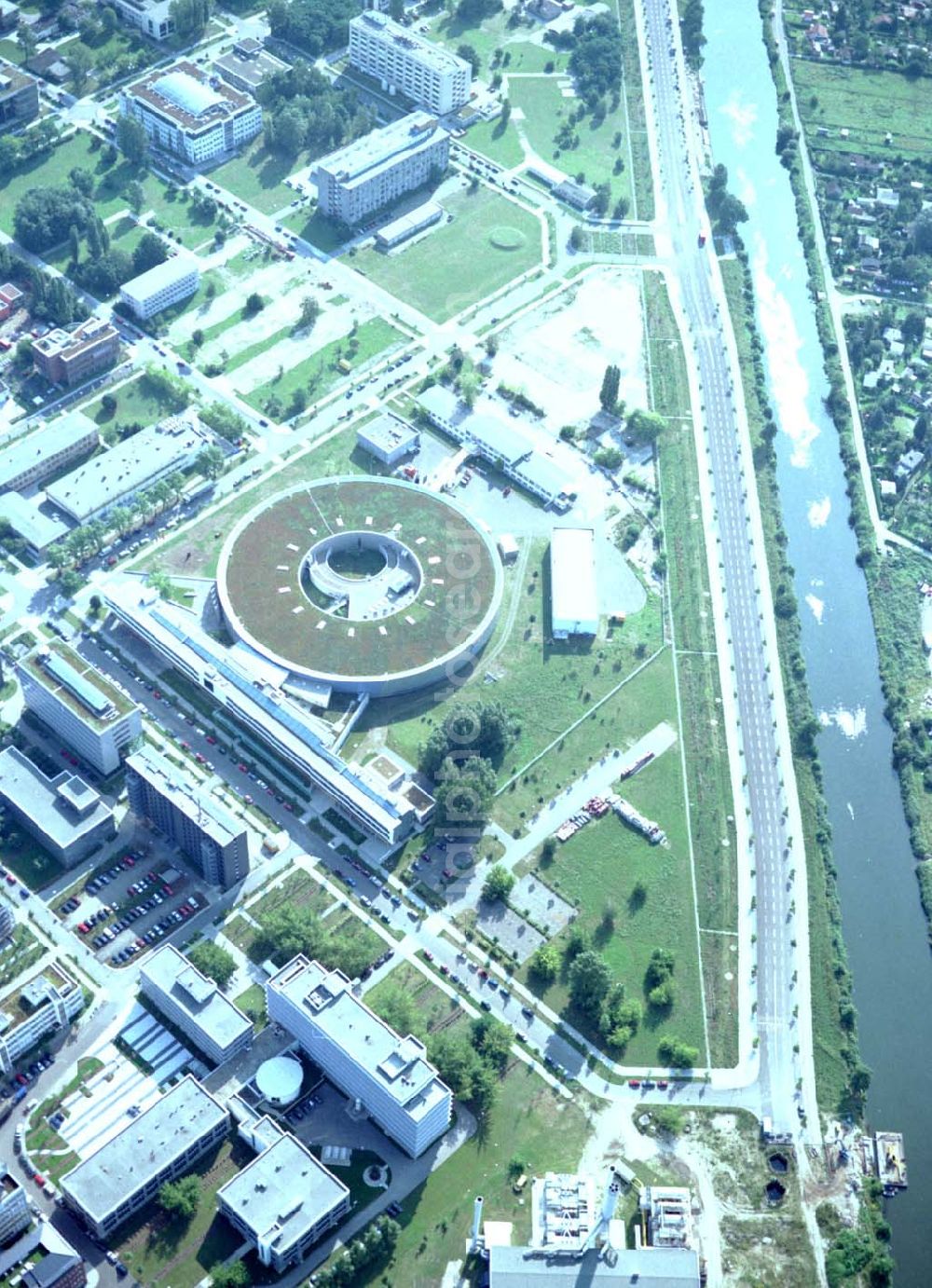 Berlin from the bird's eye view: Gelände des Berliner Elektronenspeicherring-Gesellschaft für Synchrotronstrahlung mbH (BESSY (030) 82004-0 Albert-Einstein-Str 15, 12489 Berlin BERLIN