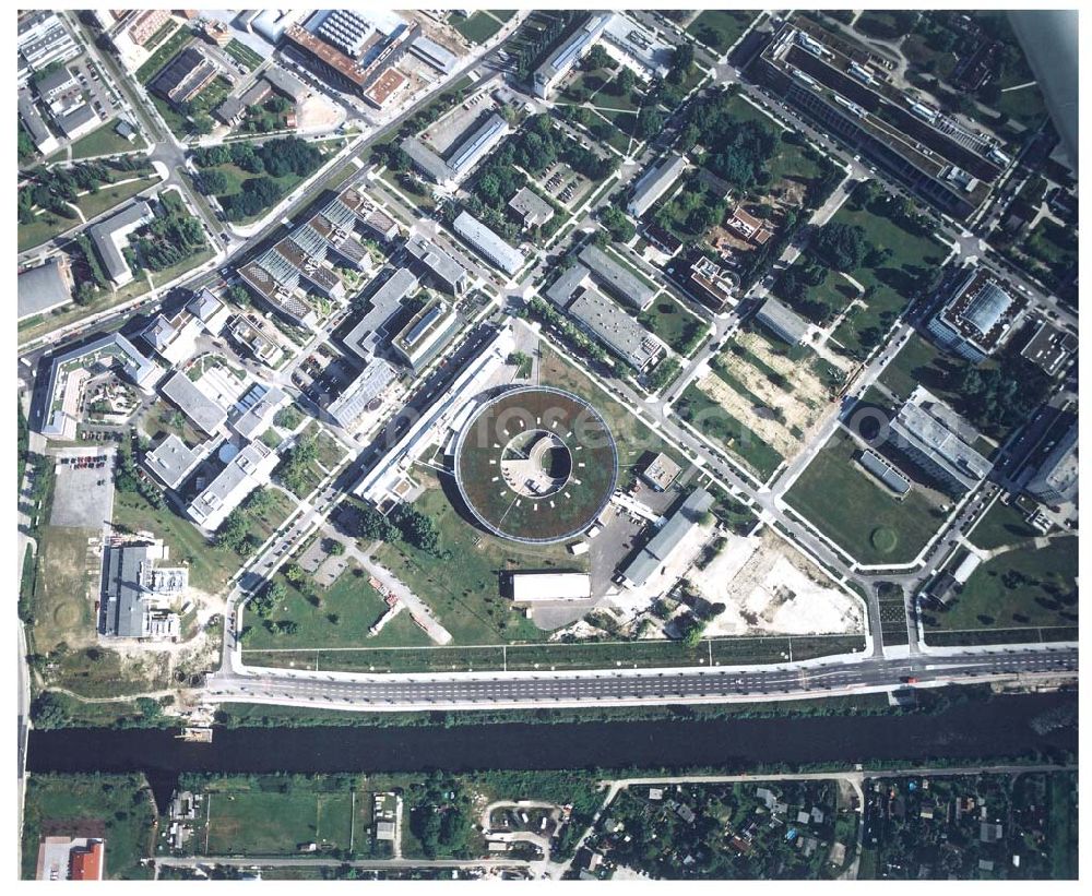 Aerial image Berlin - Gelände des Berliner Elektronenspeicherring-Gesellschaft für Synchrotronstrahlung mbH (BESSY (030) 82004-0 Albert-Einstein-Str 15, 12489 Berlin BERLIN