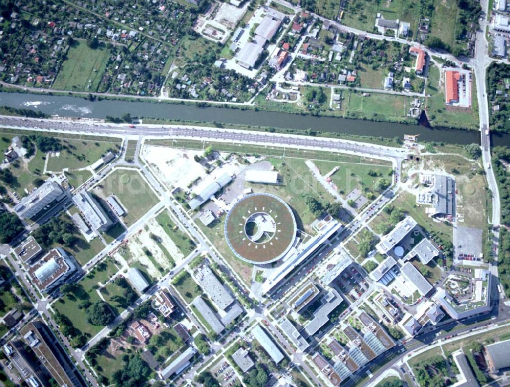 Berlin from the bird's eye view: Gelände des Berliner Elektronenspeicherring-Gesellschaft für Synchrotronstrahlung mbH (BESSY (030) 82004-0 Albert-Einstein-Str 15, 12489 Berlin BERLIN