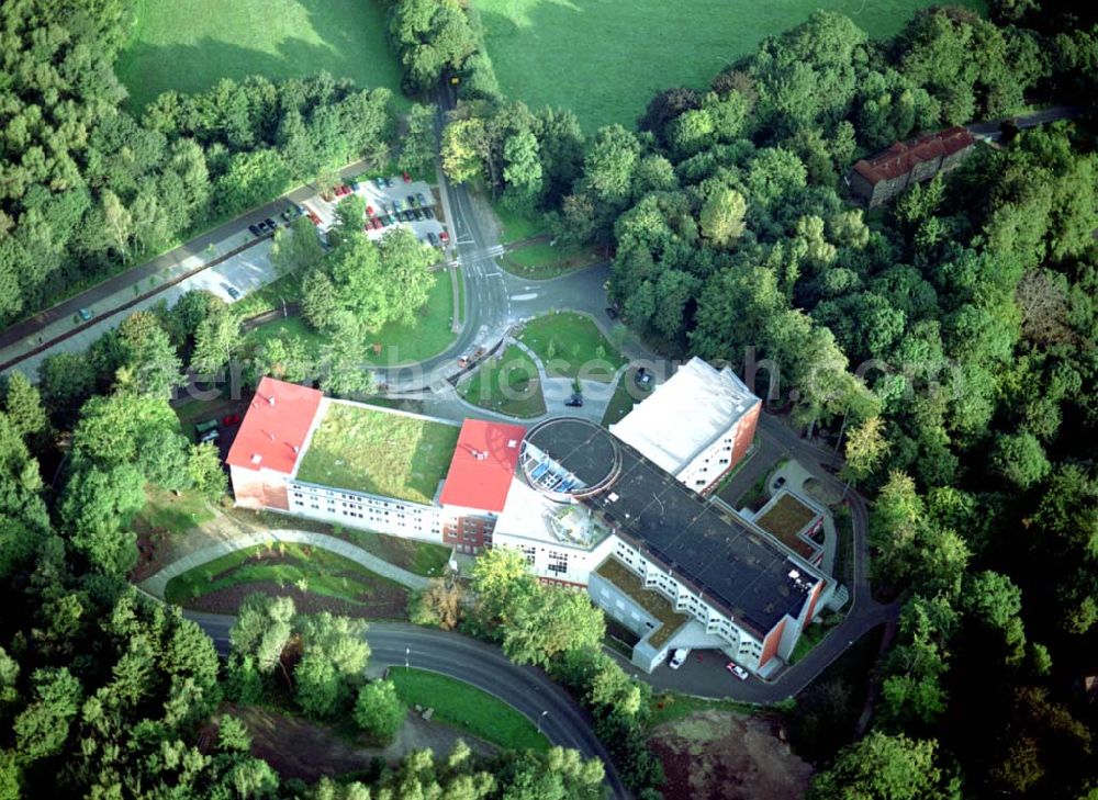 Aerial image Friedrichroda / Thüringen - 07.09.2002 Gelände des Krankenhaus Waltershausen-Friedrichroda GmbH (03623) 350-0 Reinhardsbrunner Str. 14 99894 Friedrichroda