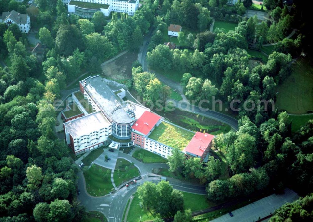 Aerial photograph Friedrichroda / Thüringen - 07.09.2002 Gelände des Krankenhaus Waltershausen-Friedrichroda GmbH (03623) 350-0 Reinhardsbrunner Str. 14 99894 Friedrichroda