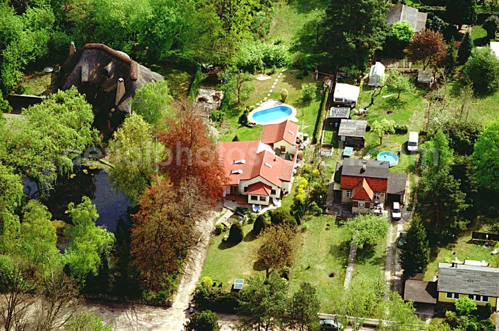 Schildow / Brandenburg from above - 02.Mai 2003 Schildow / Brandenburg (nördl. von Berlin) Wohnhaus der Fam. Rücker In den Klötzen Nr. 11 in Schildow / BRB