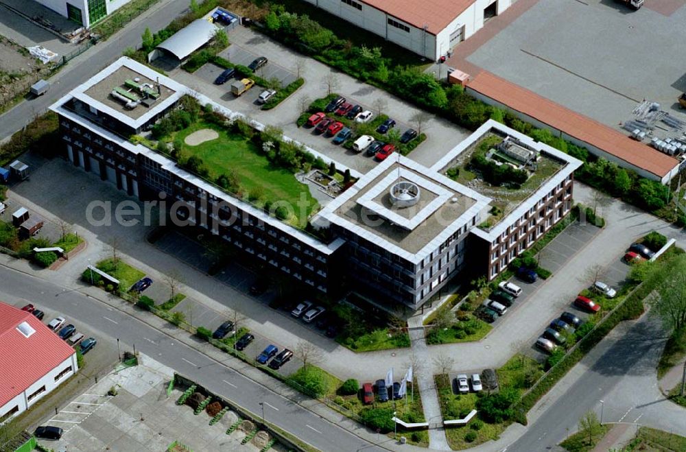 Birkenwerder / Brandenburg from the bird's eye view: 02.Mai 2003 Sitz der Firma GEGENBAUER - BOSSE am Triftweg 18 hinter der Francotyp Postalia an der Autobahn in Birkenwerder.