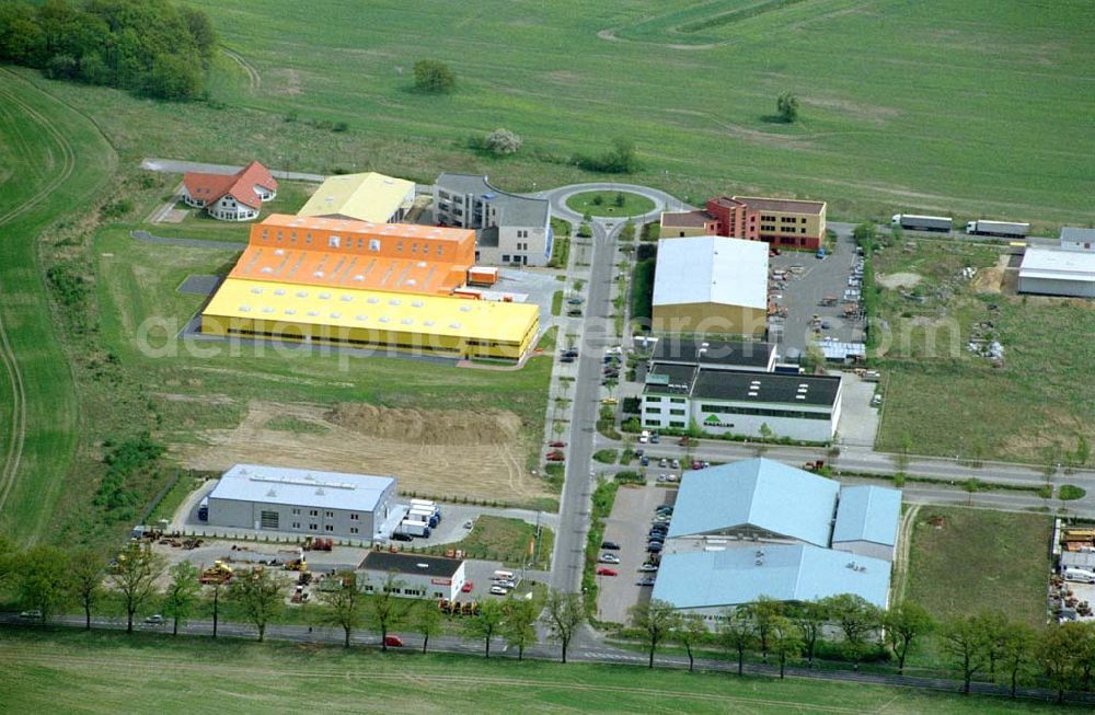 Aerial image Hoppegarten / Brandenburg - 02.Mai 2003 Werksgelände der Fa. Hellbut - Verpackungen GmbH im Gewerbegebiet der AWF GmbH Lindenallee 14 15366 Dahlwitz - Hoppegarten Tel: 3342 300 839 südlich der B1.