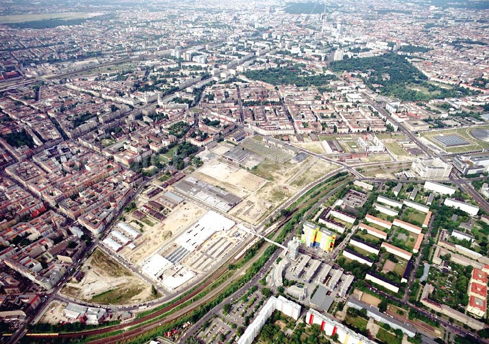 Berlin - Friedrichshain from the bird's eye view: Stadtentwicklungsgebiet an der Eldenaer Straße / Landsberger Allee in Berlin Lichtenberg (Gelände der alten Schlachthöfe) - ein Projekt der SES Stadtentwicklungsgesellschaft Eldenaer Straße mbH, Thaerstraße 30/31 in 10249 BERLIN, Tel.: 030 42846133