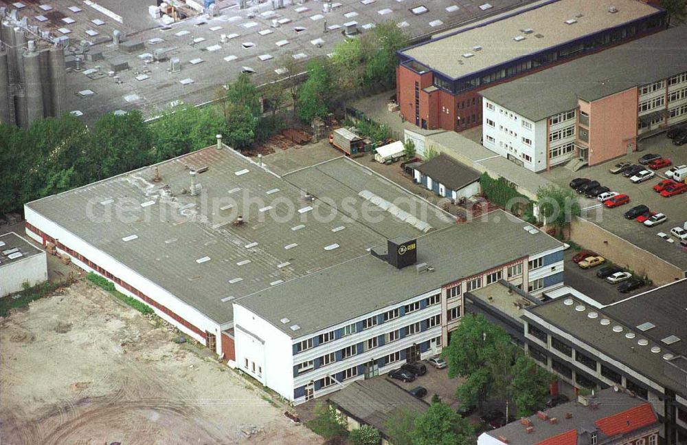 Berlin-Reinickendorf from above - Werksgelände der Firma GERB Schwingungsisolierungen GmbH in der Roedernallee 174 bis 176 in 13407 Berlin / Tel.: 030,41910