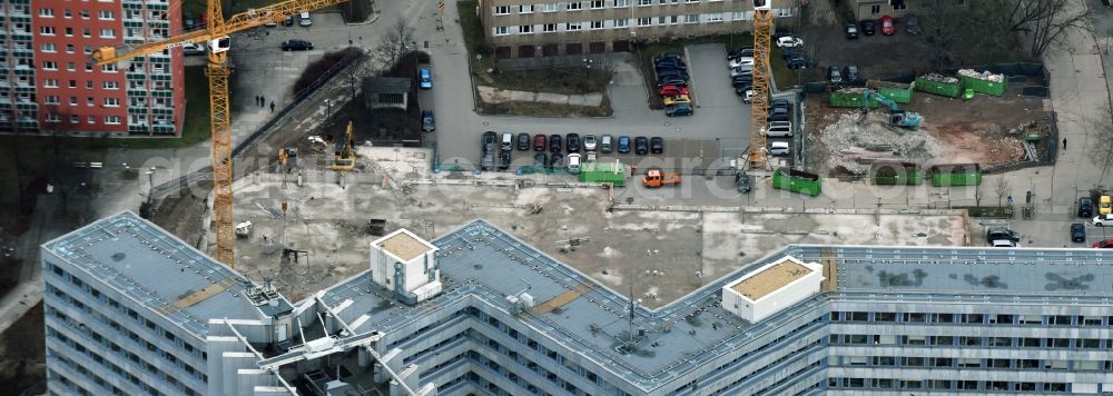 Chemnitz from the bird's eye view: View over the former House of Industry administrations, the district councillor and the SED district leadership to the demolition area of the Congress and event center building Home in Chemnitz in the state Saxony