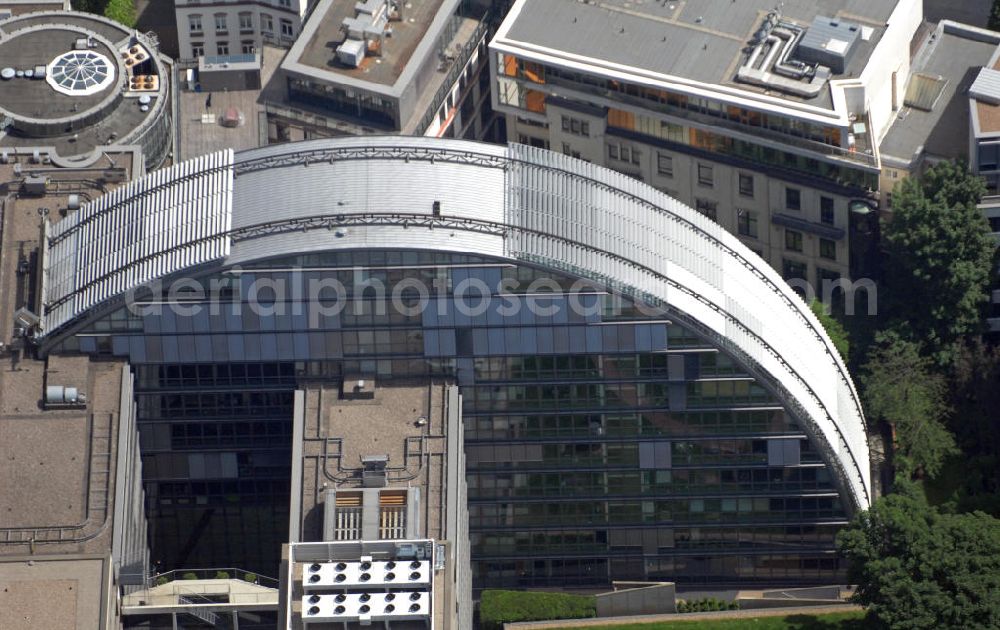 Hamburg from above - Blick auf den ABC-Bogen, in der ABC-Strasse, der ältesten Strasse Hamburgs im Stadtteil Neustadt. Das halbrunde Bürogebäude ist der Sitz der Google Germany GmbH und eines der modernsten und fortschrittlichsten Bürogebäude Europas. View of the ABC-arch, in the ABC-Strasse, the oldest street in Hamburg's Neustadt district. The semi-circular office building is the headquarters of Google Inc. and one of the most modern and advanced office buildings in Europe. Kontakt: ABC-Strasse 19, 20354 Hamburg, Tel: +49(0)40 808179 000, Fax: +49(0)40 4921919