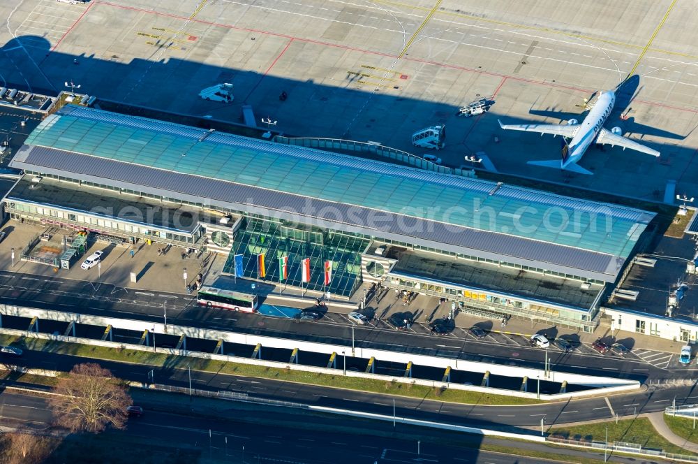 Aerial image Dortmund - Dispatch building and terminals on the premises of the airport in Dortmund in the state North Rhine-Westphalia, Germany