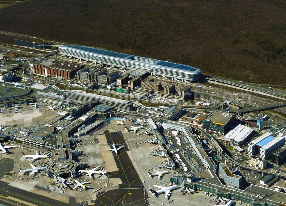 Frankfurt am Main from above - Dispatch building and terminals on the premises of the airport fraPort and Businesscenter The Squaire in Frankfurt in the state Hesse, Germany