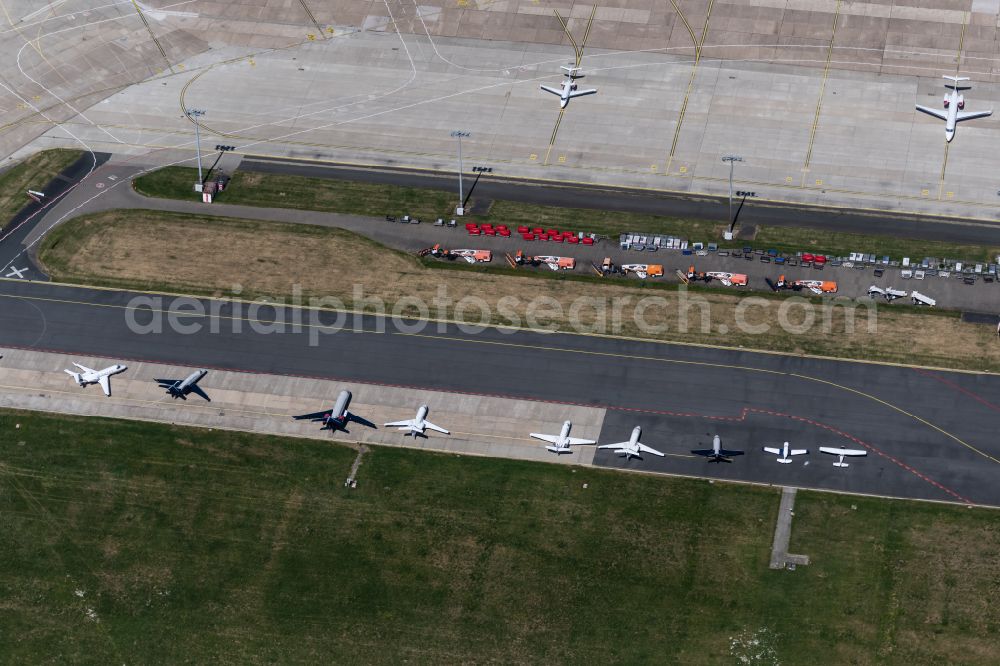 Bremen from above - Dispatch building and terminals on the premises of the airport on street Flughafenallee in the district Neuenland in Bremen, Germany