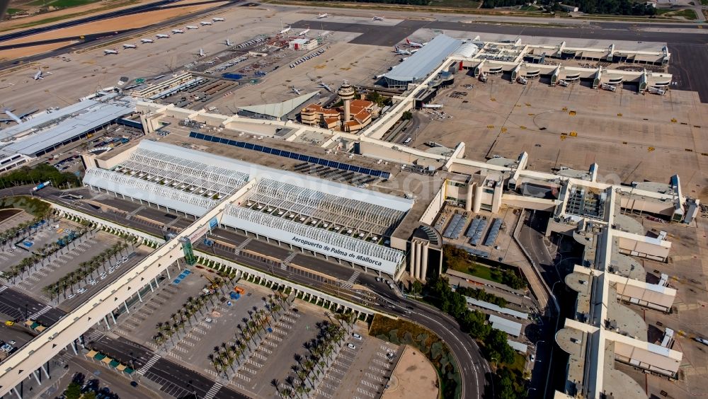 Aerial image Palma - Dispatch building and terminals on the premises of the airport Palma de Mallorca in Palma in Islas Baleares, Spain