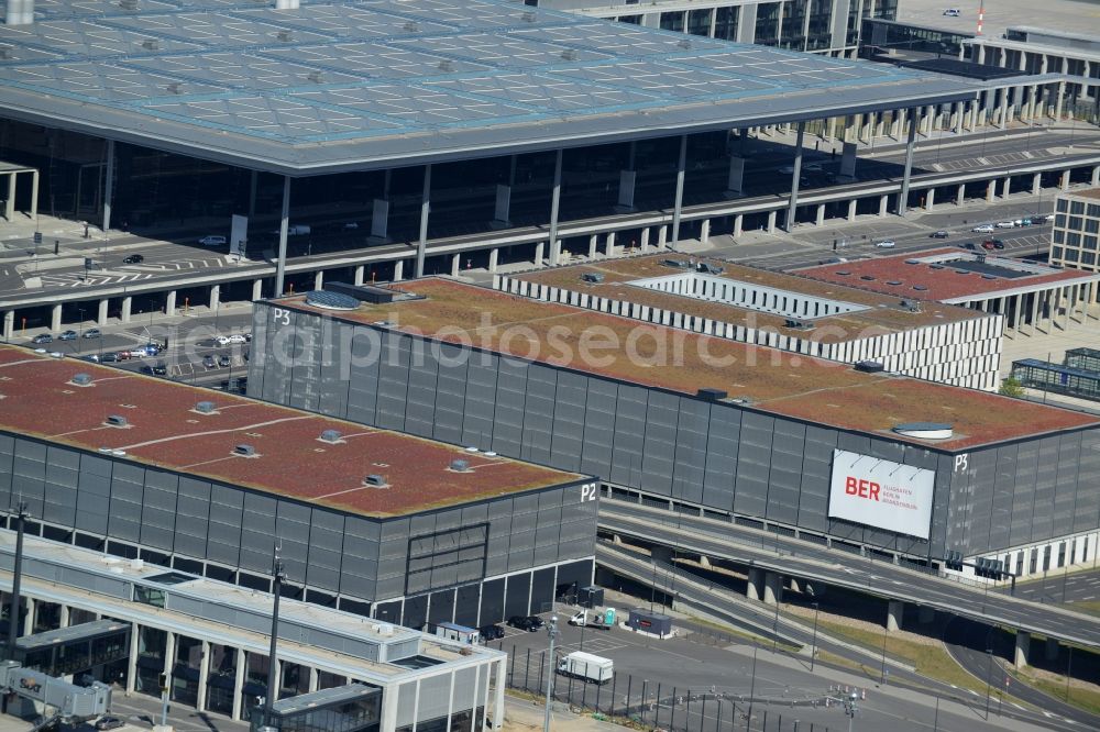 Schönefeld from above - Dispatch building and terminals on the premises of the airport BER in Schoenefeld in the state Brandenburg