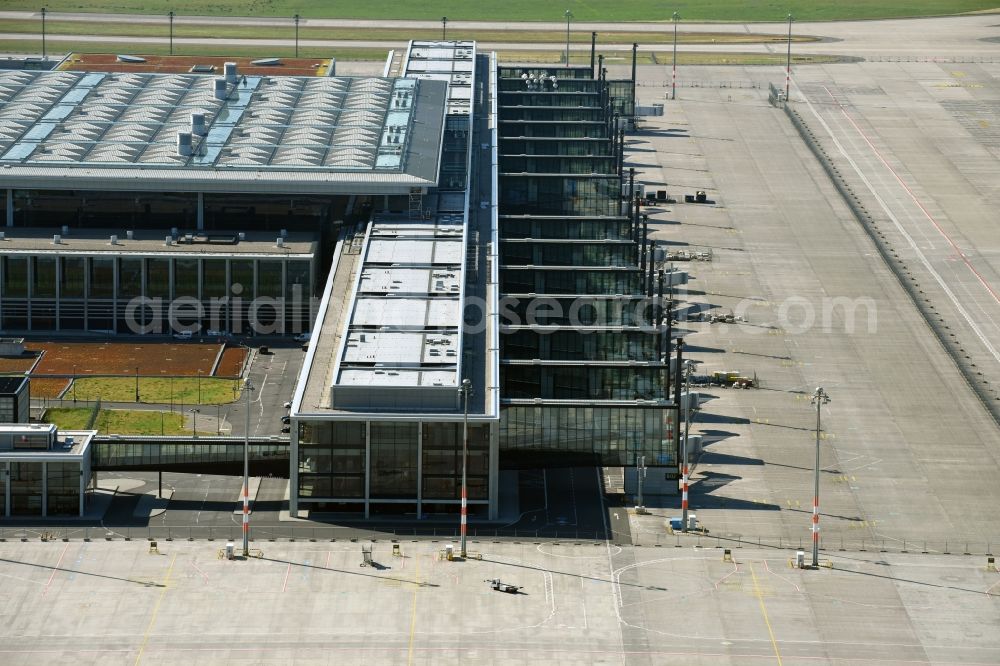 Aerial image Schönefeld - Dispatch building and terminals on the premises of the airport BER in Schoenefeld in the state Brandenburg