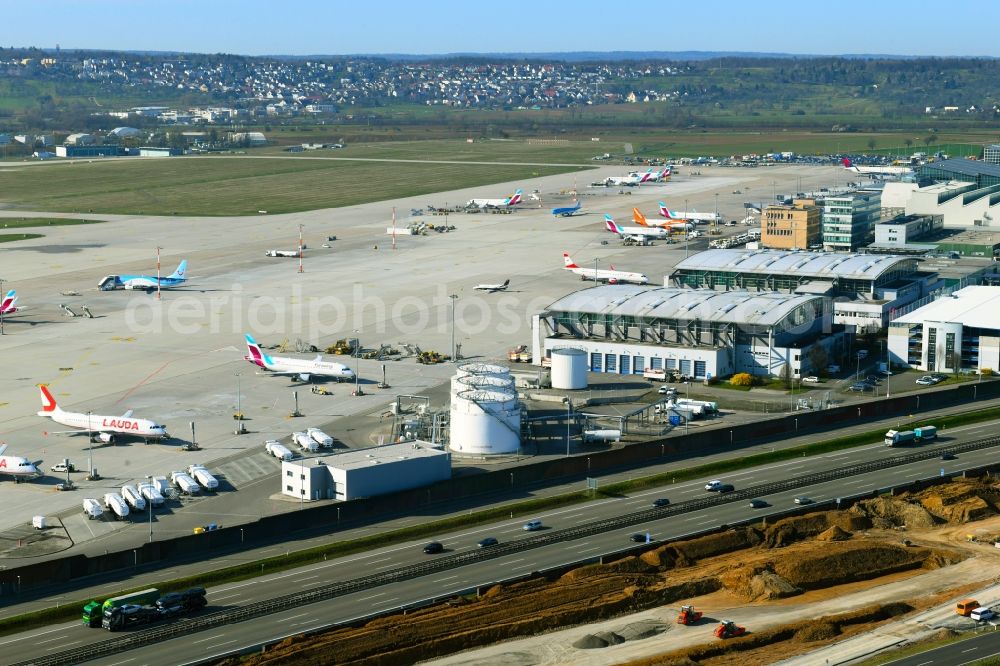 Stuttgart from the bird's eye view: Dispatch building and terminals on the premises of the airport in Stuttgart in the state Baden-Wurttemberg, Germany