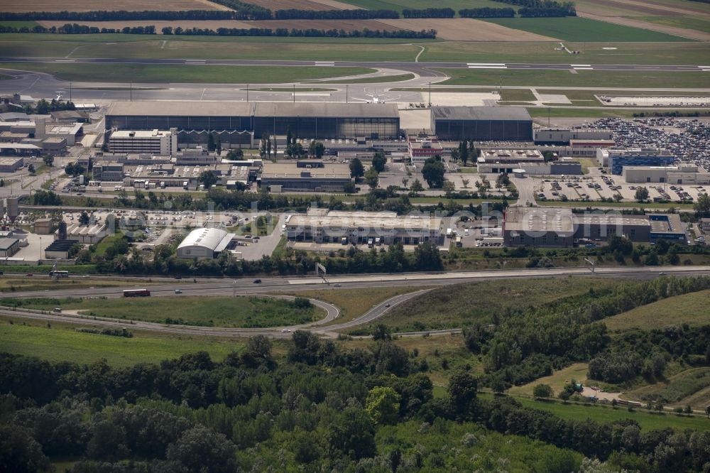 Aerial photograph Wien - Dispatch building and terminals on the premises of the airport Schwechat in Vienna in Lower Austria, Austria