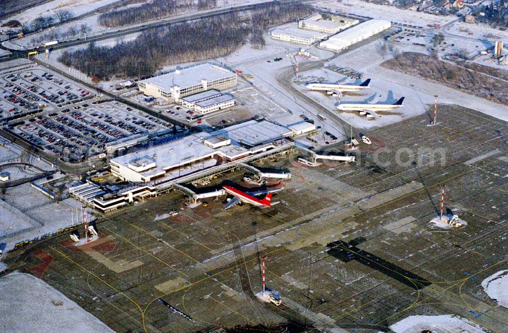 Aerial image Schönefeld - Abfertigungsterminals am Flughafen Schönefeld