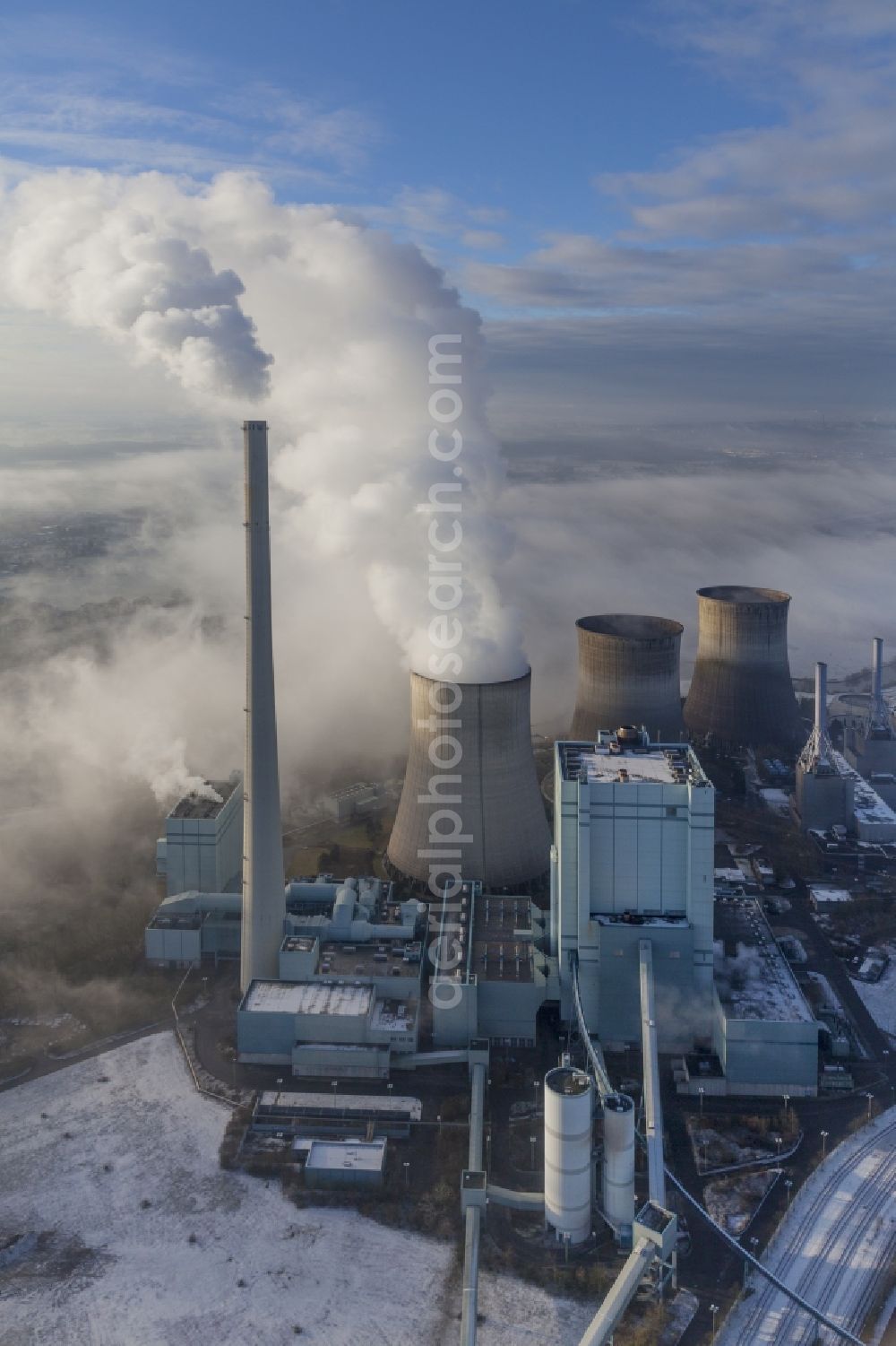 Aerial image Werne - Exhaust gas clouds of coal-fired power plant RWE Power Gersteinwerk in Werne in North Rhine-Westphalia