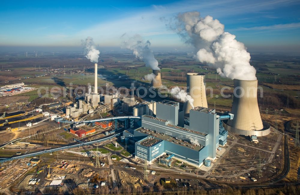 Hamm from above - Exhaust gas clouds of coal-fired power plant RWE Power Gersteinwerk in Hamm in North Rhine-Westphalia