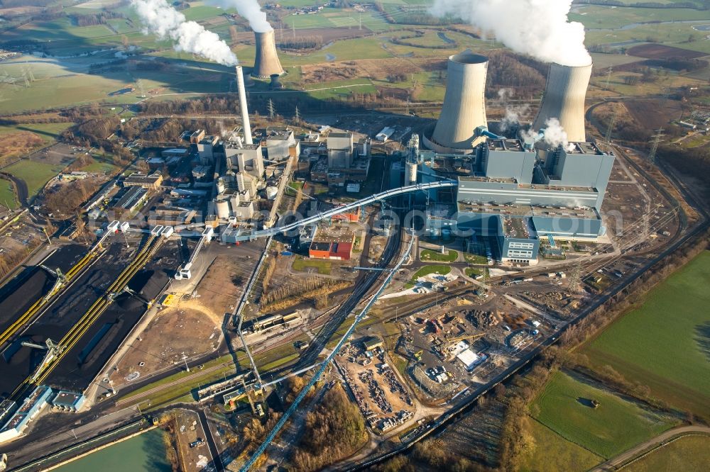 Aerial photograph Hamm - Exhaust gas clouds of coal-fired power plant RWE Power Gersteinwerk in Hamm in North Rhine-Westphalia