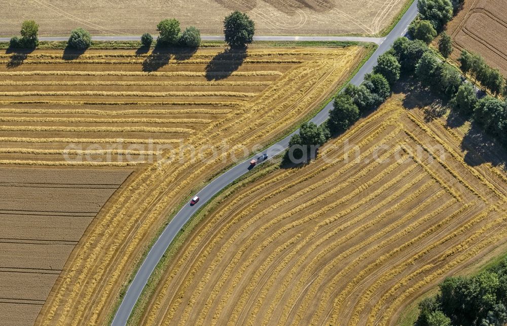 Eineckerholsen from above - Field structures of a harvested grain field in Eineckerholsen at Ruhrgebiet in the state North Rhine-Westphalia, Germany