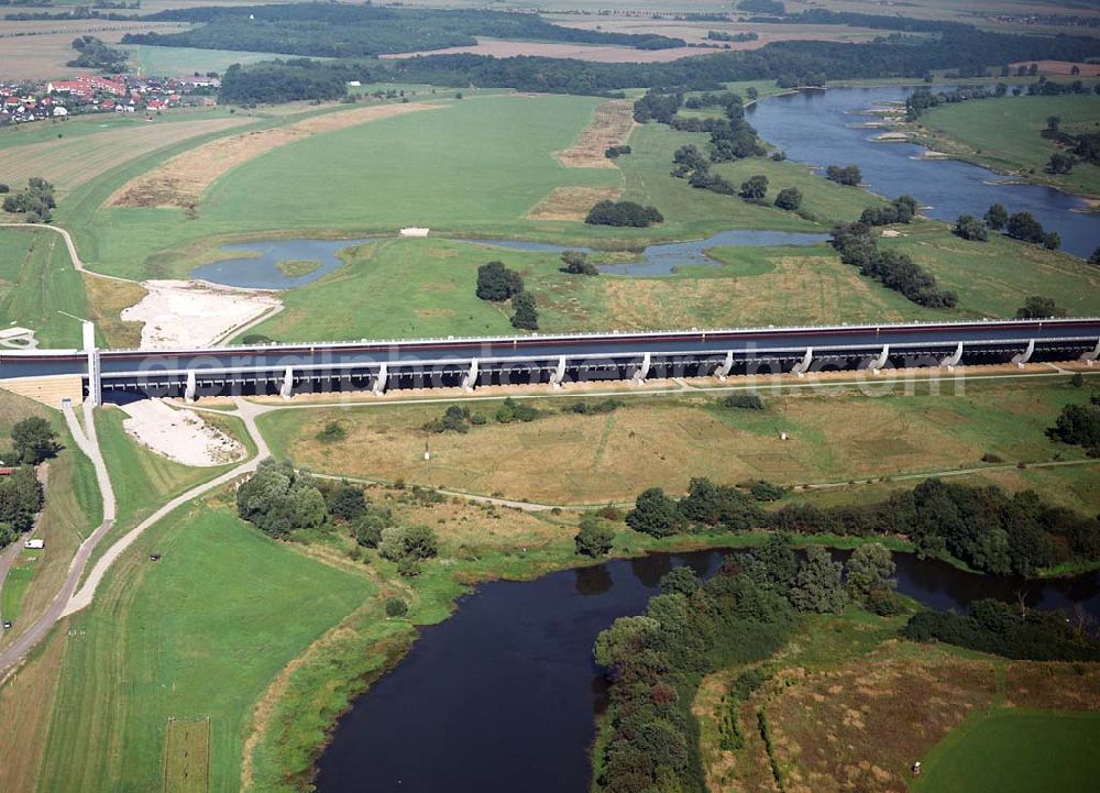 Aerial image Hohenwarthe - Blick auf die Brücke bei Hohenwarthe. Ein Ausbauprojekt des Wasserstraßenneubauamtes Magdeburg.