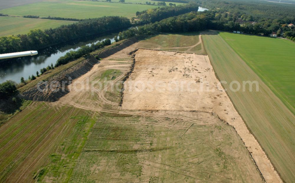 Aerial photograph Seedorf - Ablagerungsflächen und Ausgleichflächen am Ufer des Elbe-Havel-Kanal bei Seedorf. Kontakt WSV: Wasserstraßen-Neubauamt Magdeburg, 39106 Magdeburg, Tel. +49(0)391 535-0, email: wna-magdeburg@wsv.bund.de