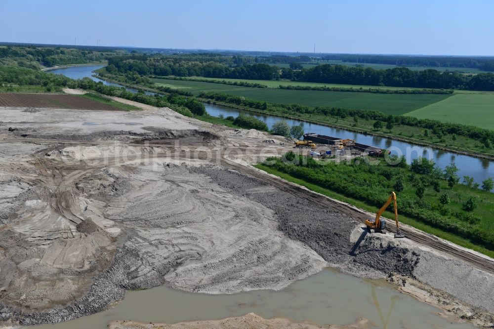 Bergzow from the bird's eye view: Deposition surfaces in Bergzow on the Elbe-Havel Canal in the state of Saxony-Anhalt