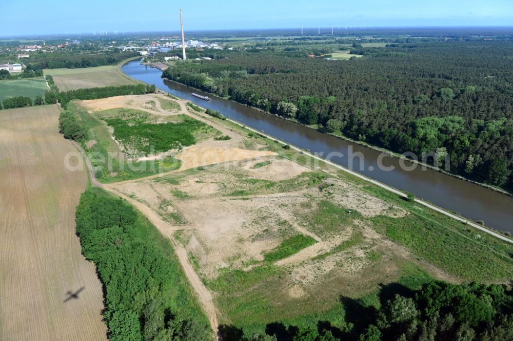 Aerial image Genthin - Deposition surfaces at the works way bridge over the Fiener main on-site preflooder at the Elbe-Havel Canal in Genthin in the state Saxony-Anhalt