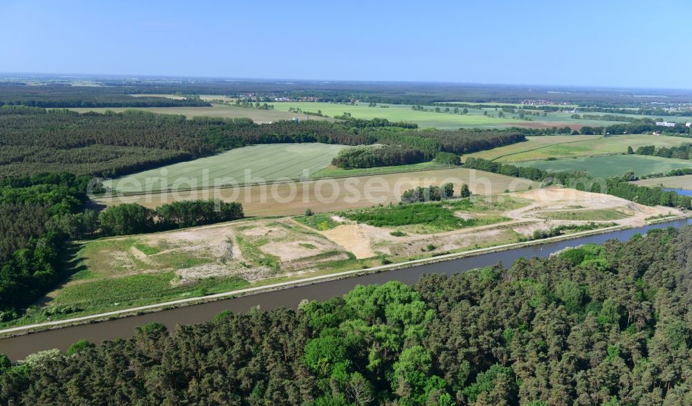 Aerial image Genthin - Deposition surfaces at the works way bridge over the Fiener main on-site preflooder at the Elbe-Havel Canal in Genthin in the state Saxony-Anhalt