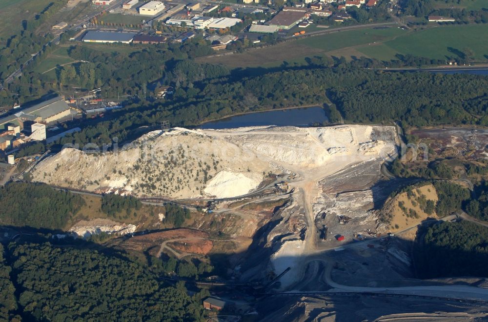 Unterbreizbach from the bird's eye view: Overburden dumps of the mine the K & S AG on the shaft 1 in Unterbreizbach in Thuringia