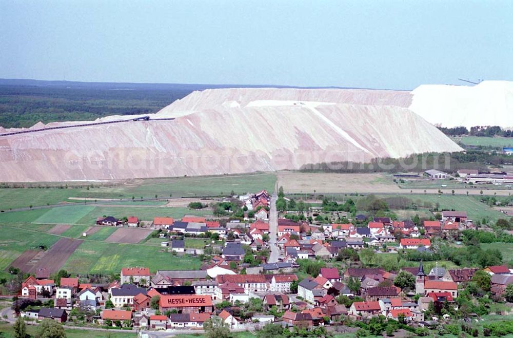 Aerial image Cobitz in Sachsen-Anhalt - Abraumhalden der Kali + Salz AG bei Cobitz in Sachsen-Anhalt. Datum: 05.05.03