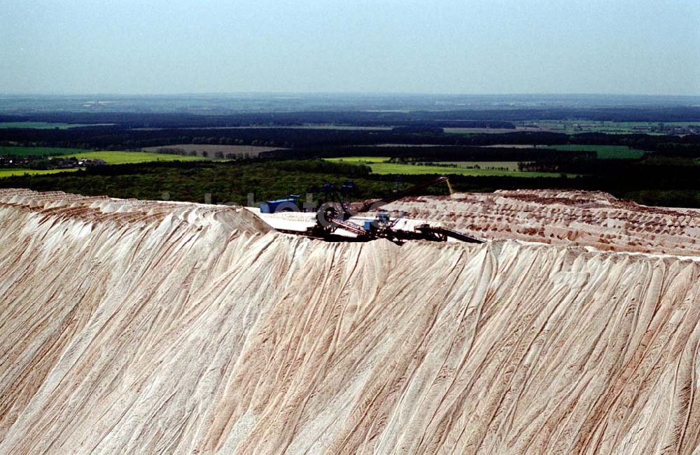 Aerial image Cobitz in Sachsen-Anhalt - Abraumhalden der Kali + Salz AG bei Cobitz in Sachsen-Anhalt. Datum: 05.05.03