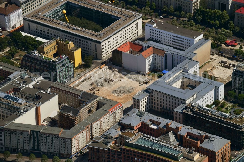 Berlin from the bird's eye view: Demolition and unsealing work on the concrete surfaces the formerly Buero- and Geschaeftshaus on Dorotheenstrasse corner Schadowstrasse in the district Mitte in Berlin, Germany