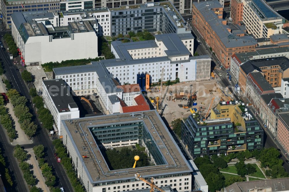 Berlin from the bird's eye view: Demolition and unsealing work on the concrete surfaces the formerly Buero- and Geschaeftshaus on Dorotheenstrasse corner Schadowstrasse in the district Mitte in Berlin, Germany