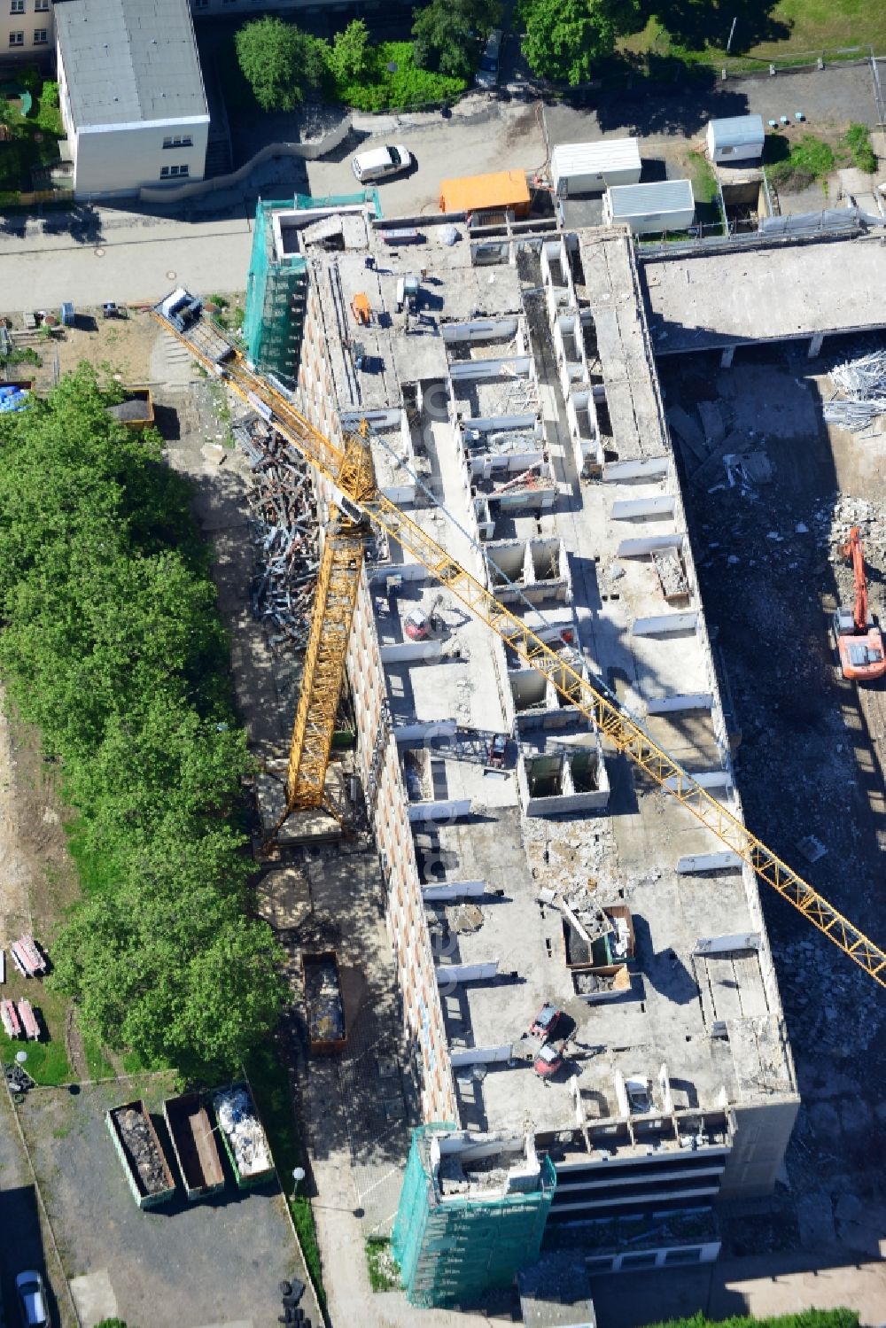 Aerial photograph Leipzig - View of the construction site for demolition of the old bed of the house at the University Hospital in Leipzig, Liebig Street in Saxony